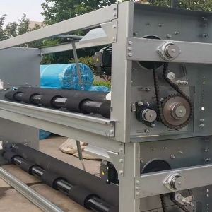 高鋅板自動清糞機(jī)